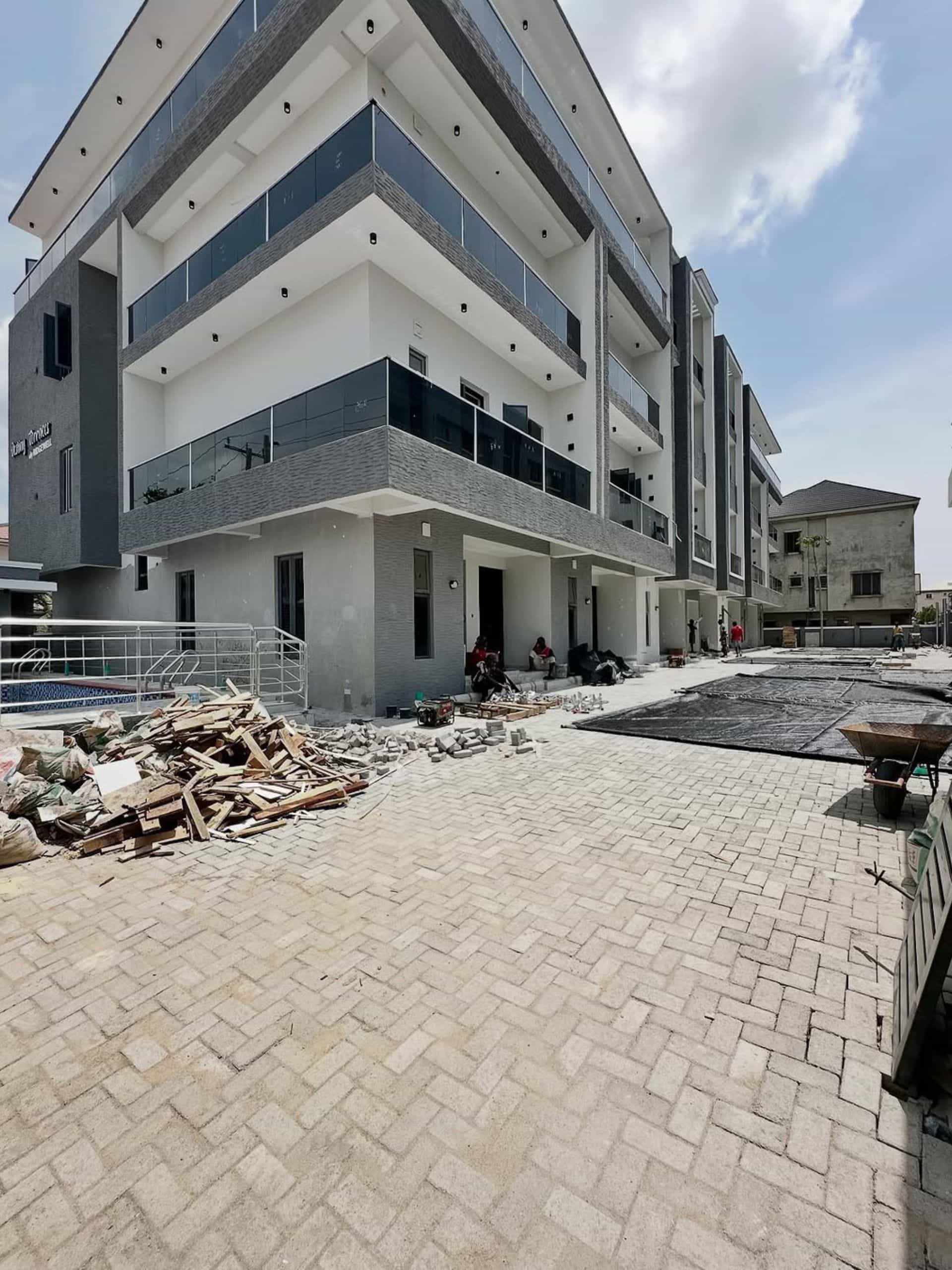 Four bedroom terrace duplex (VI4BT01)