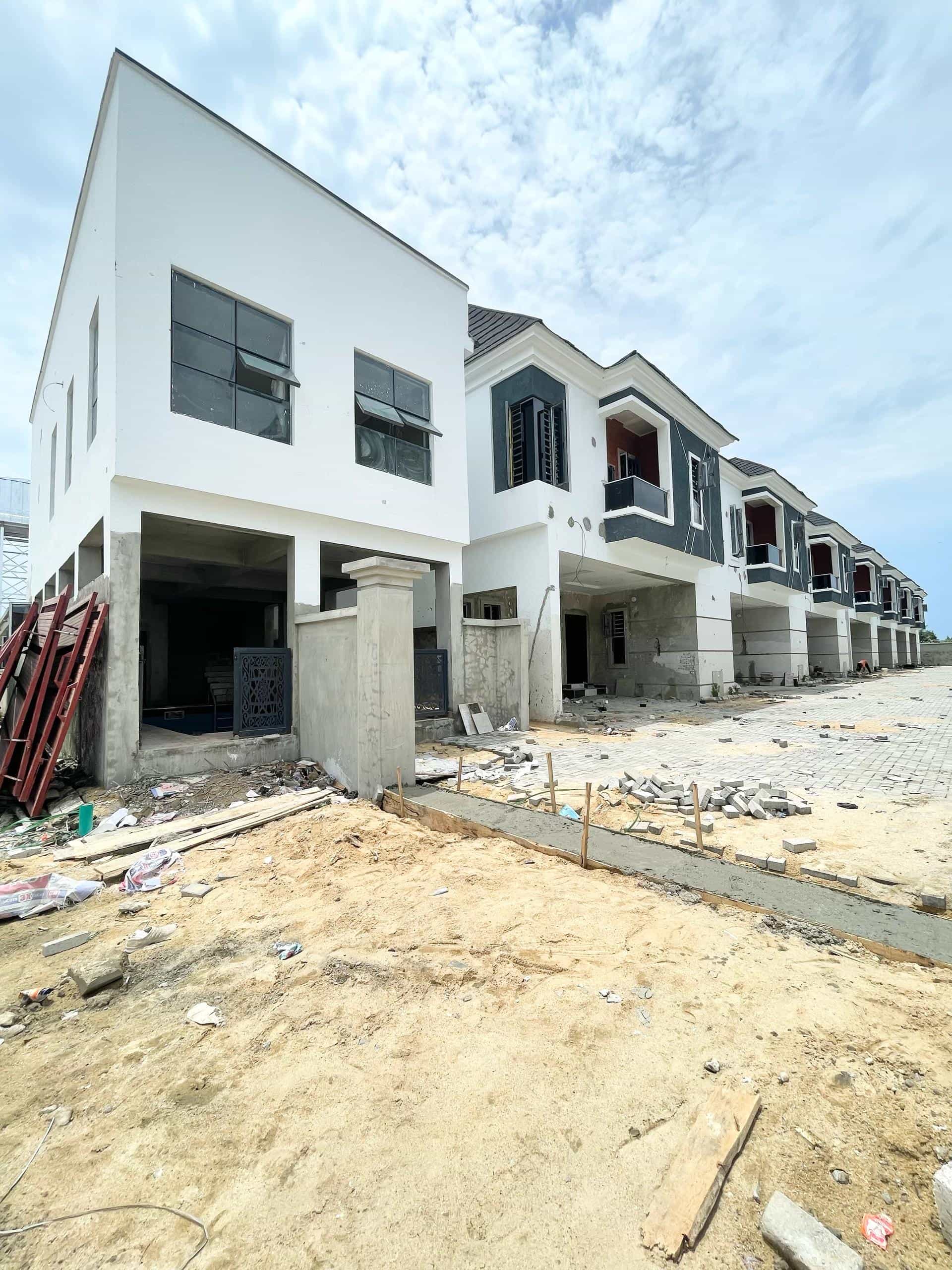 Spacious four bedroom terrace duplex (AJAH4BTD01)