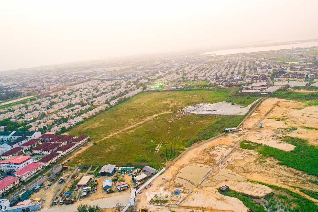 640 Sqm residential land in a beautiful estate