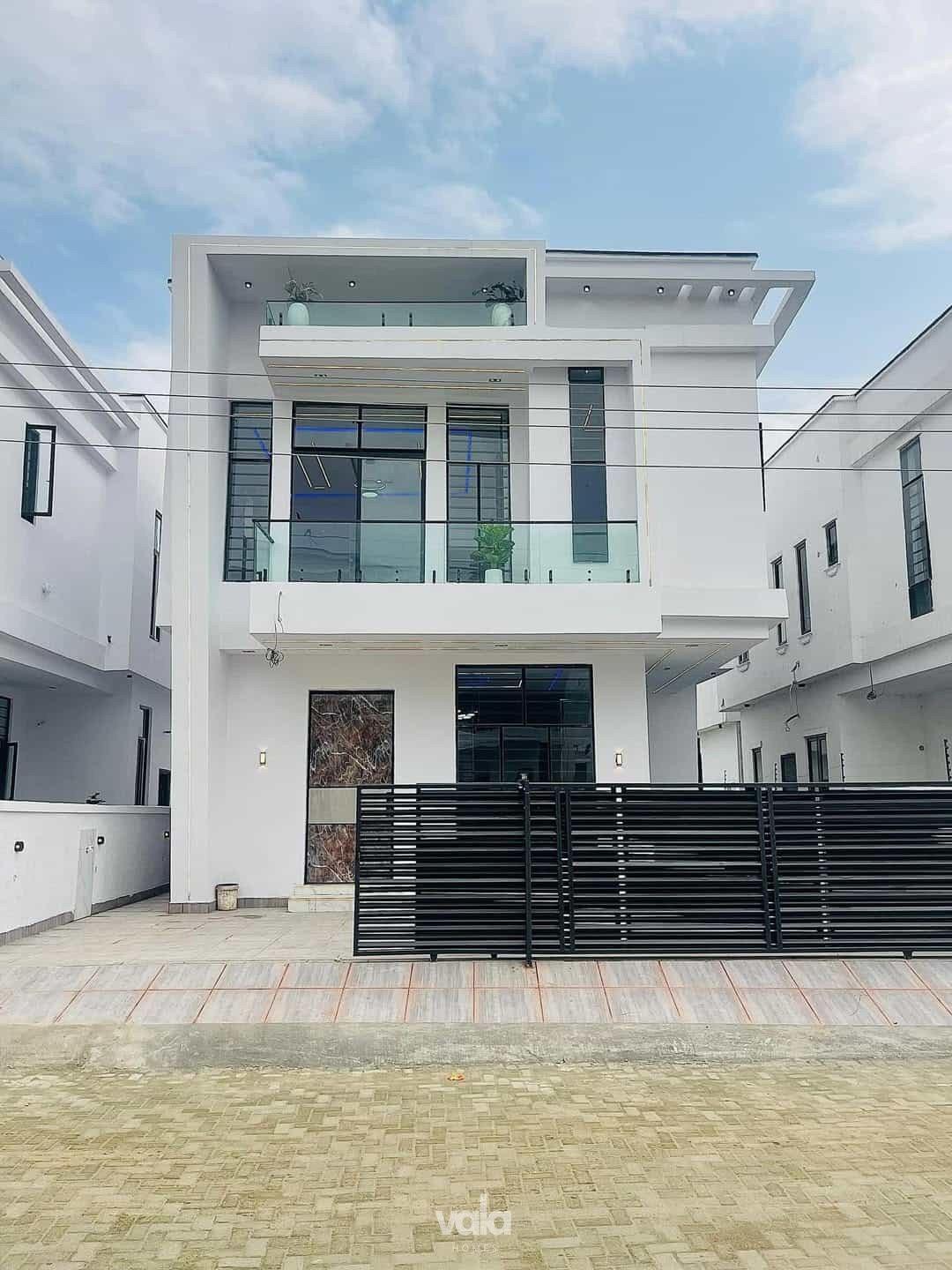 Four bedroom detached duplex (214Ajah4bdd)