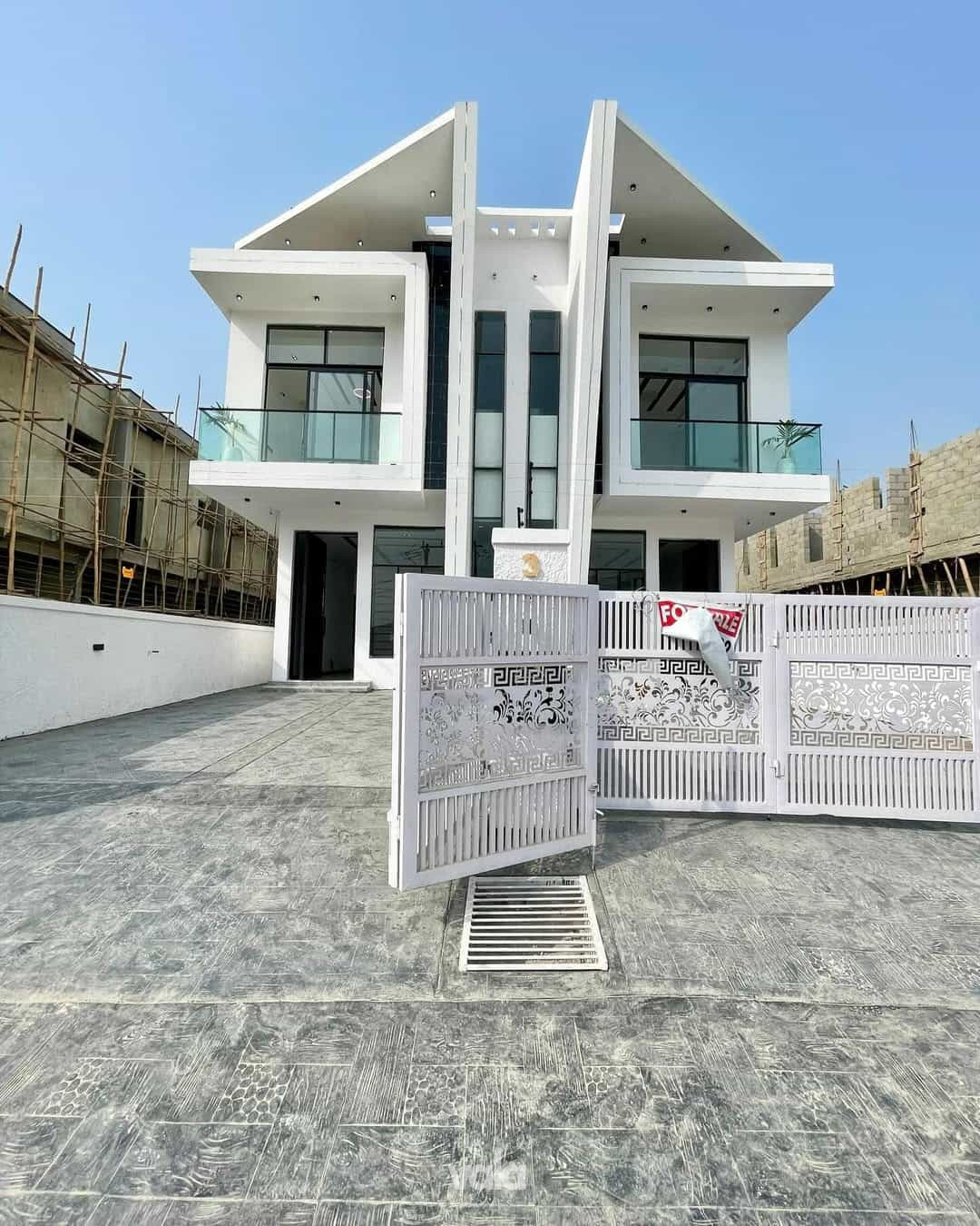 Four bedroom semi-detached duplex (210IKOTA)
