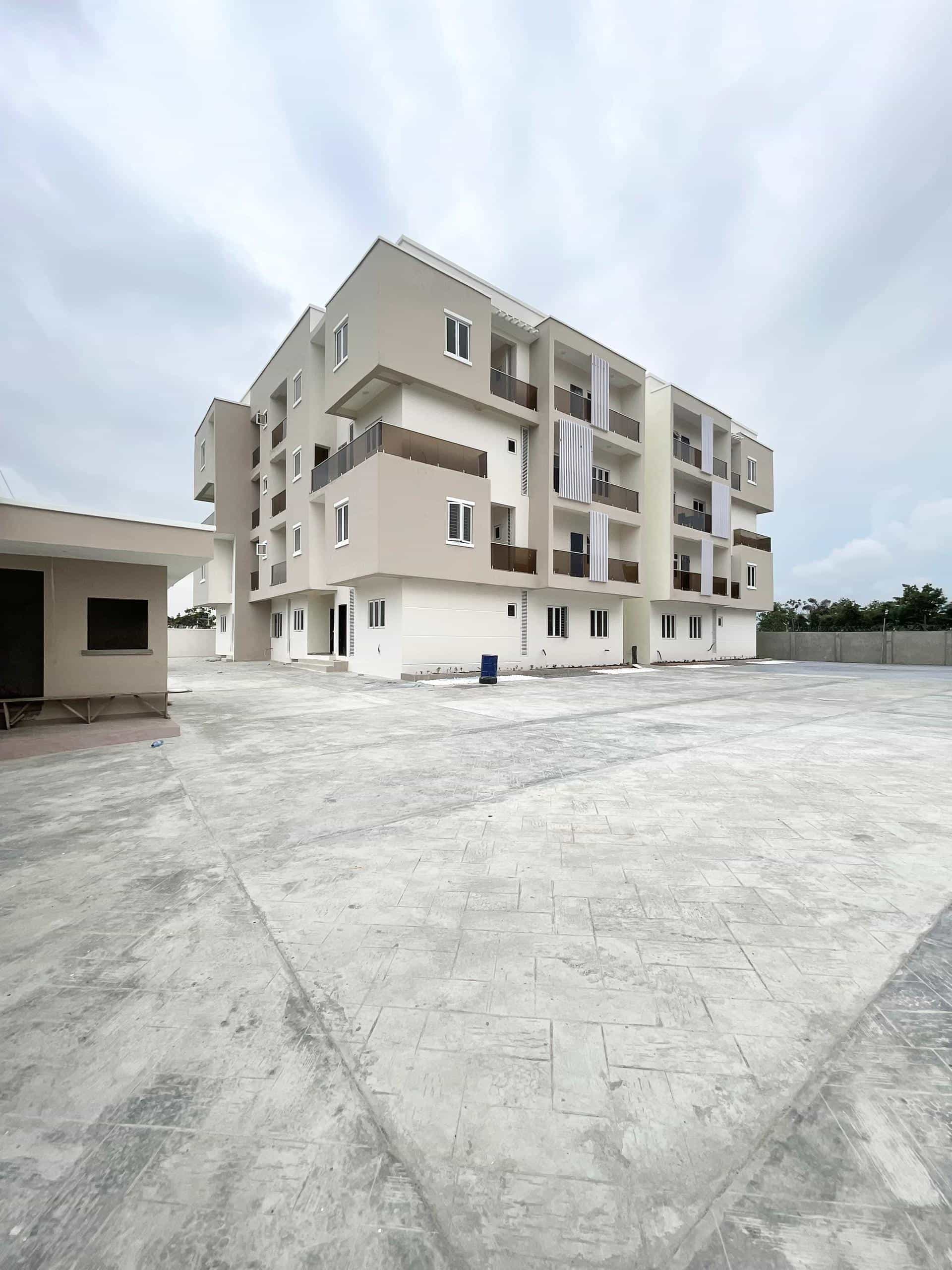 Fully serviced two bedroom maisonette (AJAH2BM01)