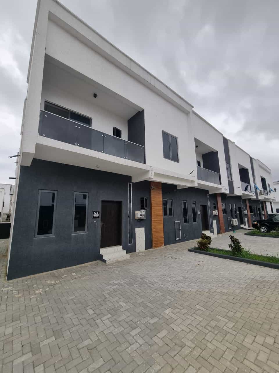 Elegant two bedroom terrace duplex (AJAH2BTD02)