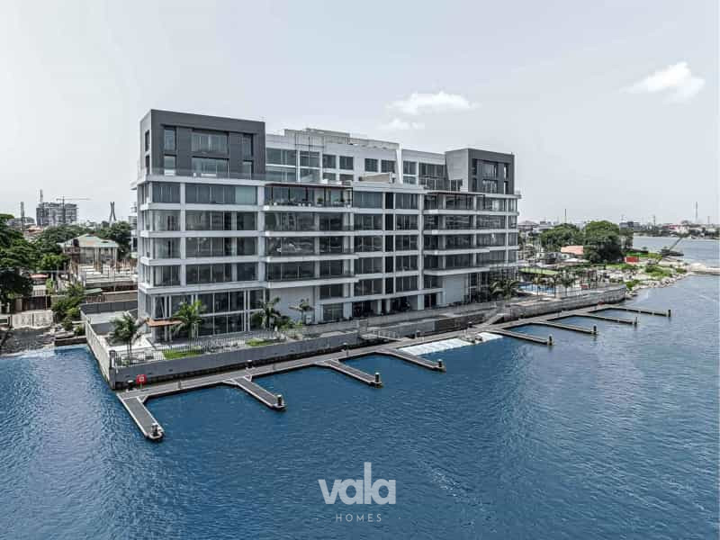 Luxury waterfront five bedroom maisonette